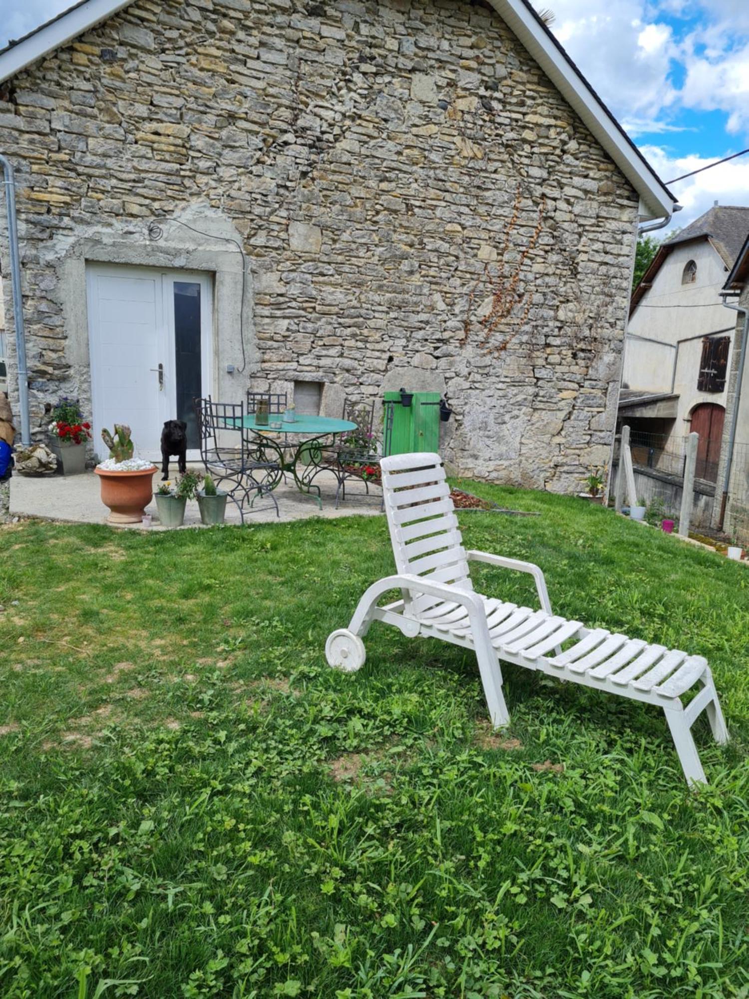 Appartement De La Laiterie Avec Petit Jardin. Eysus Buitenkant foto